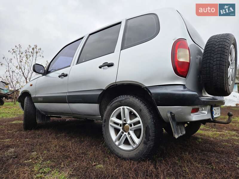 Внедорожник / Кроссовер Chevrolet Niva 2006 в Гельмязове фото 3 Внедорожник / Кроссовер Chevrolet Niva 2006 в Гельмязове