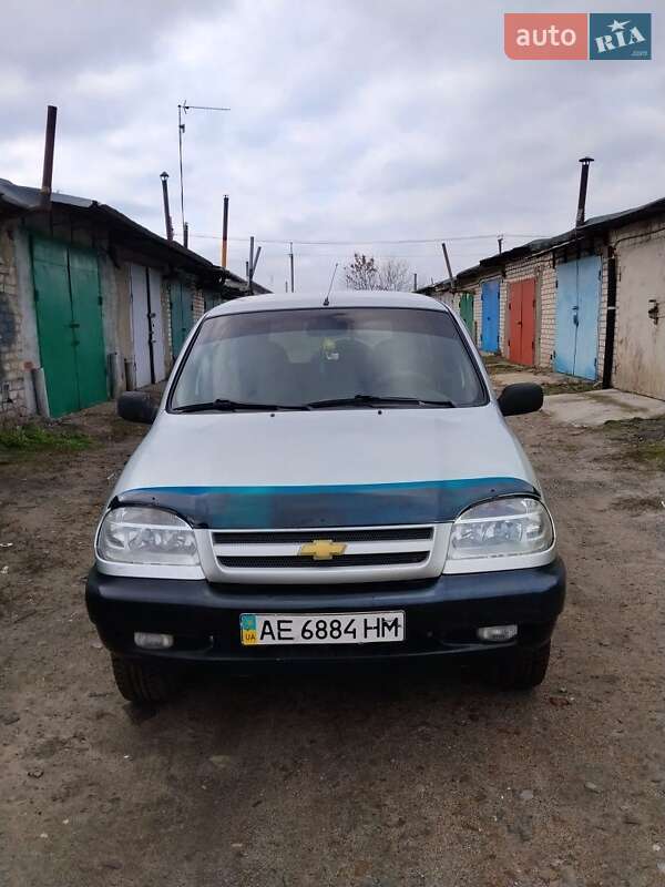 Внедорожник / Кроссовер Chevrolet Niva 2006 в Павлограде фото 5 Внедорожник / Кроссовер Chevrolet Niva 2006 в Павлограде