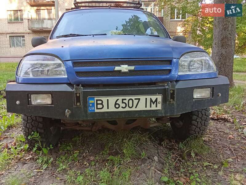 Внедорожник / Кроссовер Chevrolet Niva 2006 в Харькове