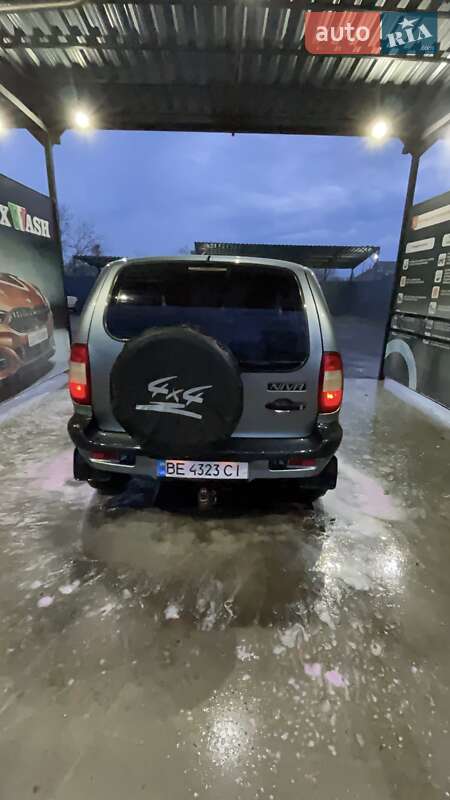 Внедорожник / Кроссовер Chevrolet Niva 2006 в Николаеве