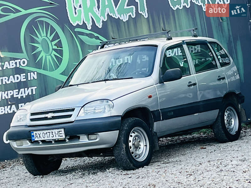 Внедорожник / Кроссовер Chevrolet Niva 2006 в Харькове