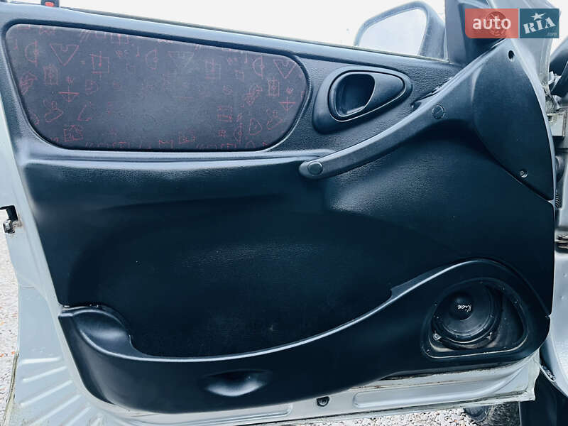 Внедорожник / Кроссовер Chevrolet Niva 2006 в Харькове