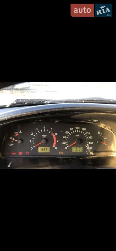 Внедорожник / Кроссовер Chevrolet Niva 2011 в Голованевске