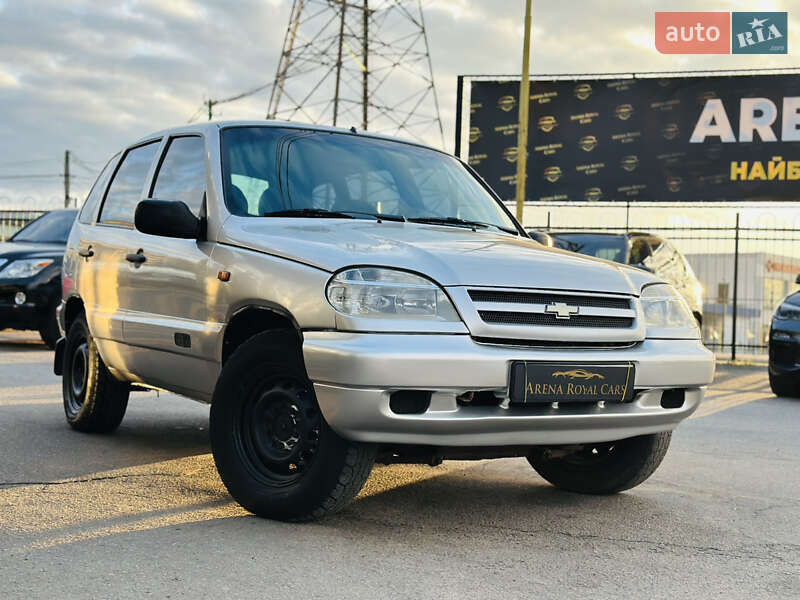 Внедорожник / Кроссовер Chevrolet Niva 2008 в Харькове