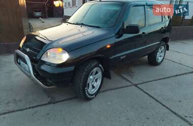Позашляховик / Кросовер Chevrolet Niva 2007 в Виноградові