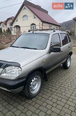 Внедорожник / Кроссовер Chevrolet Niva 2007 в Тячеве
