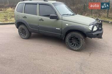 Позашляховик / Кросовер Chevrolet Niva 2013 в Овручі
