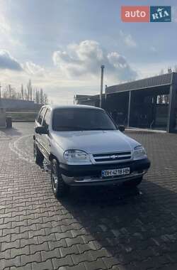 Позашляховик / Кросовер Chevrolet Niva 2008 в Врадіївці