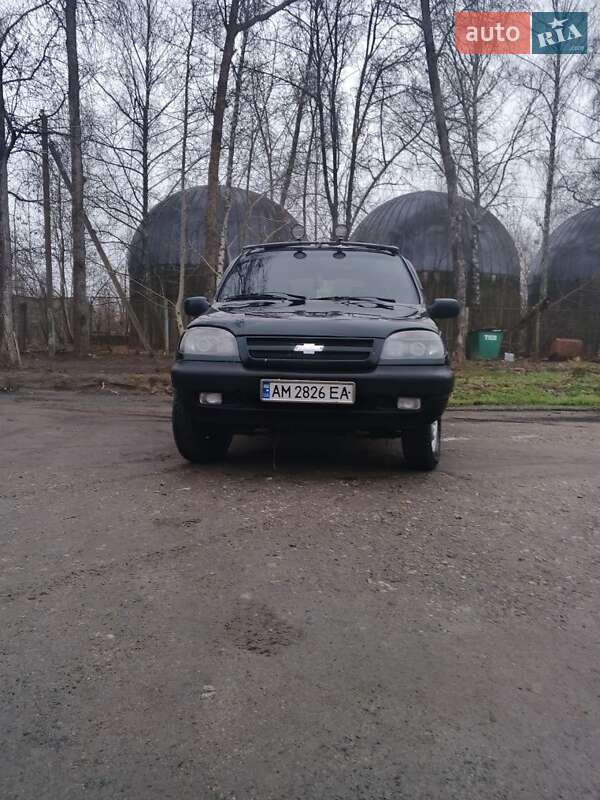 Позашляховик / Кросовер Chevrolet Niva 2005 в Народичах