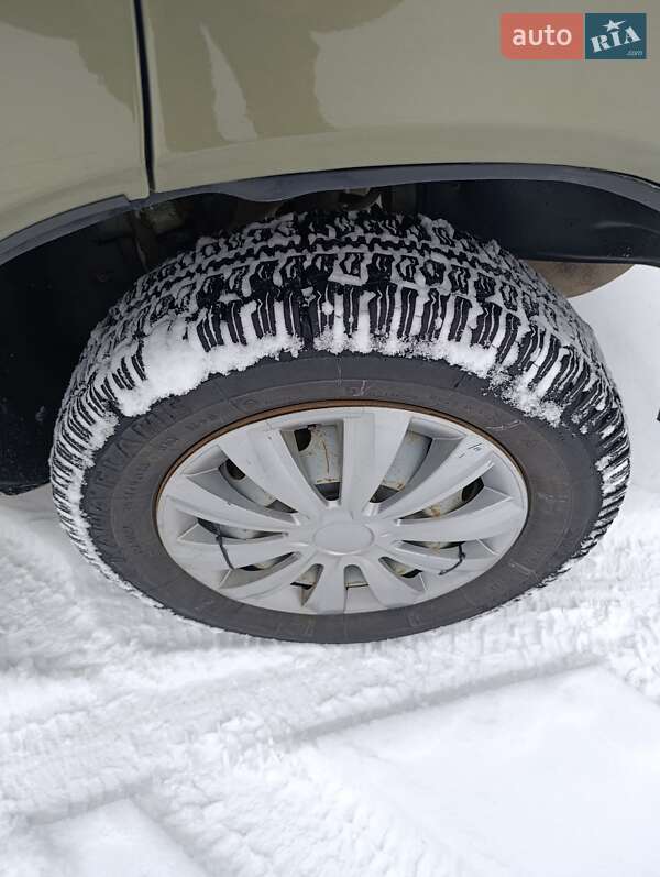 Внедорожник / Кроссовер Chevrolet Niva 2008 в Барановке