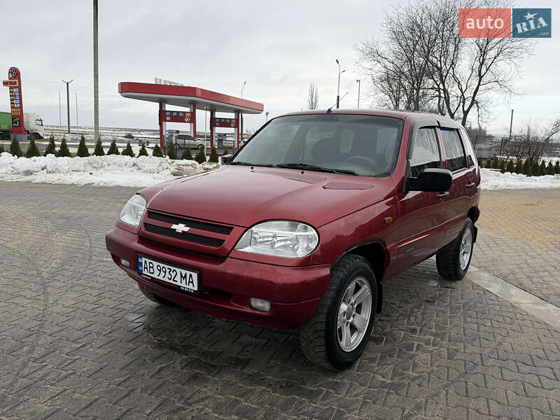 Внедорожник / Кроссовер Chevrolet Niva 2007 в Голованевске