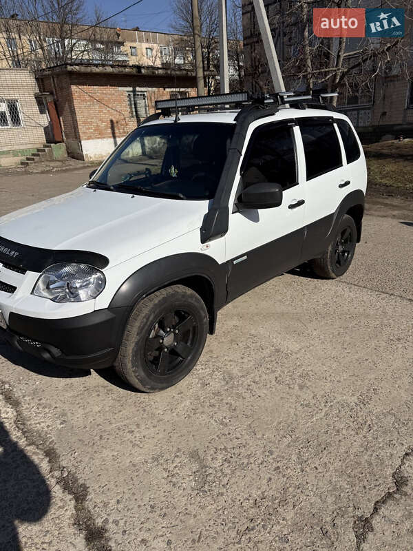 Chevrolet Niva 2015