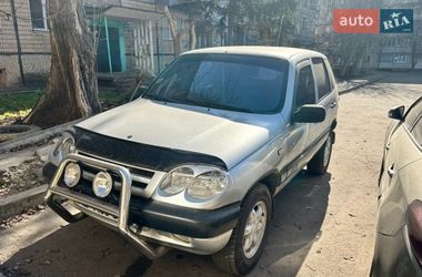 Позашляховик / Кросовер Chevrolet Niva 2004 в Кривому Розі