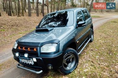 Позашляховик / Кросовер Chevrolet Niva 2005 в Царичанці