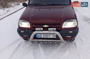 Внедорожник / Кроссовер Chevrolet Niva 2004 в Соленом
