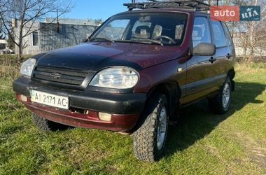 Позашляховик / Кросовер Chevrolet Niva 2004 в Києві