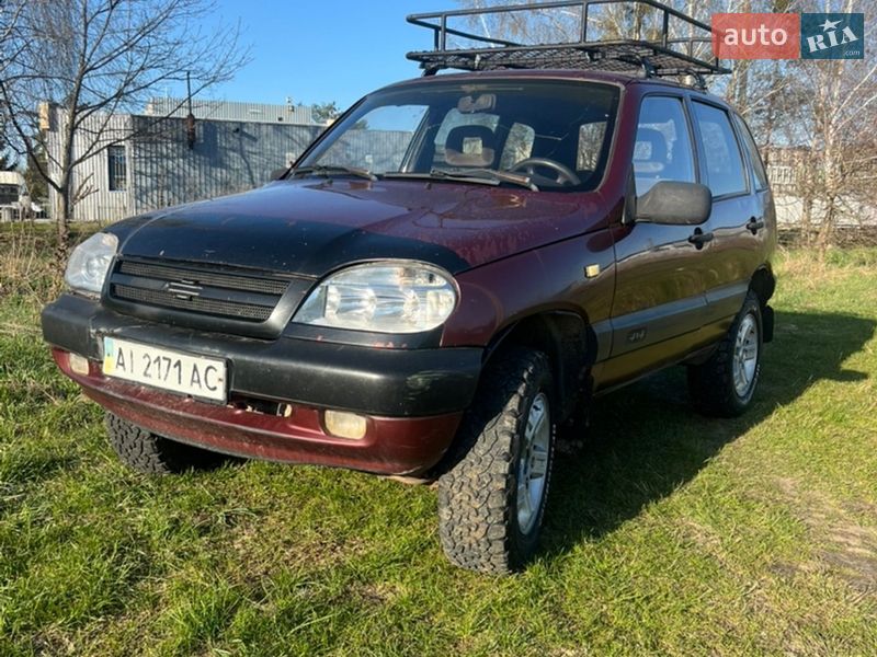 Chevrolet Niva 2004