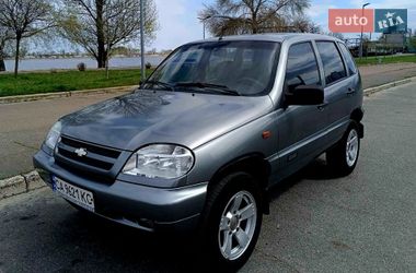 Позашляховик / Кросовер Chevrolet Niva 2008 в Черкасах