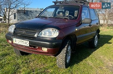 Внедорожник / Кроссовер Chevrolet Niva 2004 в Киеве