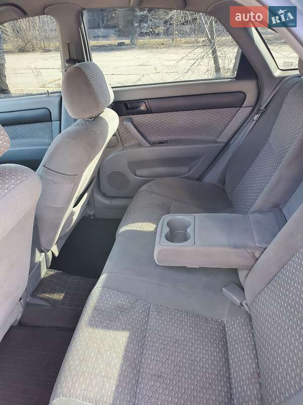 Седан Chevrolet Nubira 2004 в Днепре