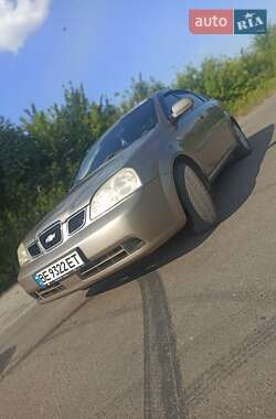 Седан Chevrolet Nubira 2004 в Первомайске