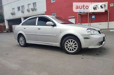 Седан Chevrolet Nubira 2004 в Херсоне