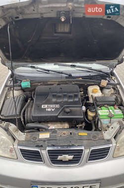 Седан Chevrolet Nubira 2004 в 