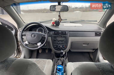 Седан Chevrolet Nubira 2004 в 