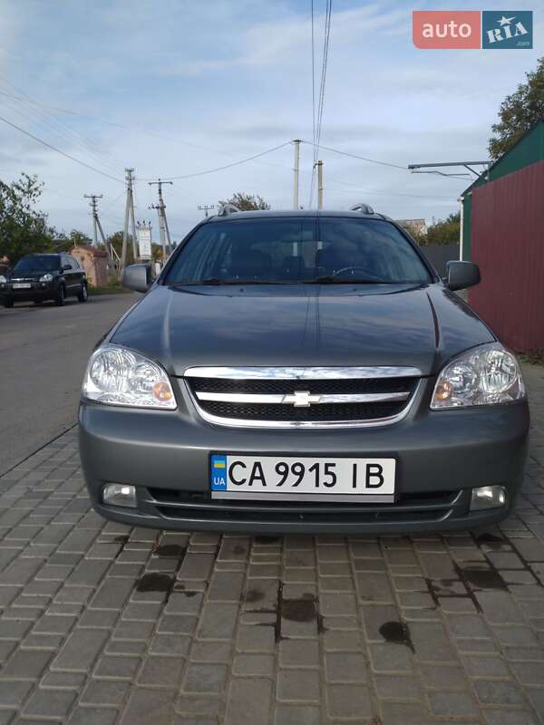 Универсал Chevrolet Nubira 2010 в 