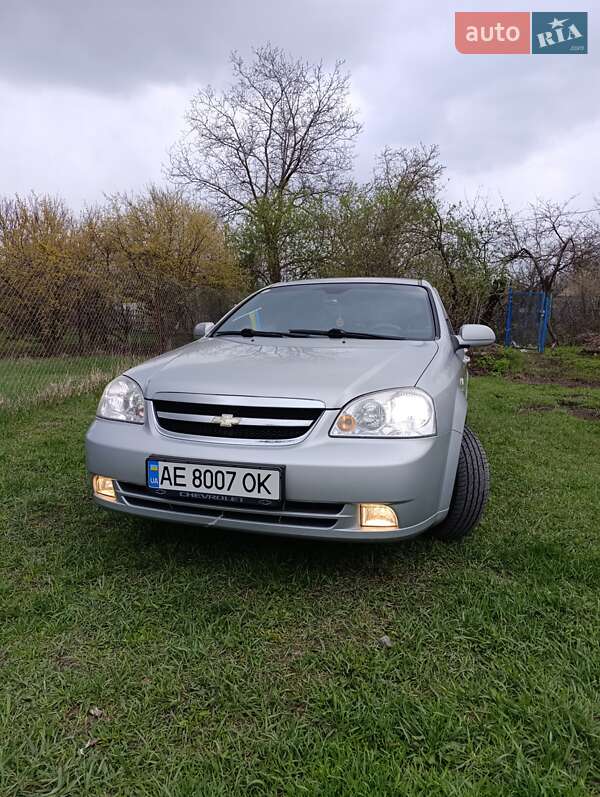 Седан Chevrolet Nubira 2006 в Кривом Роге