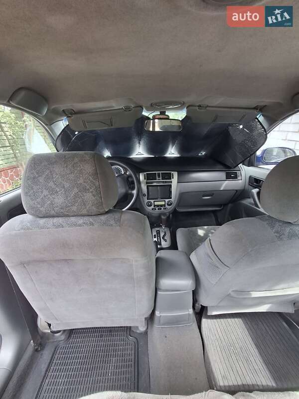 Седан Chevrolet Nubira 2004 в Києві