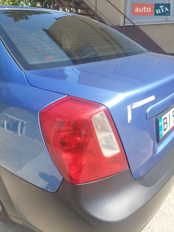 Седан Chevrolet Nubira 2004 в Кременчуге