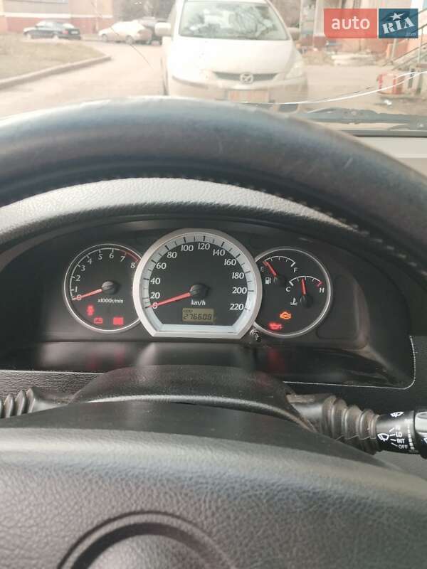 Седан Chevrolet Nubira 2004 в Краматорске фото 12 Седан Chevrolet Nubira 2004 в Краматорске