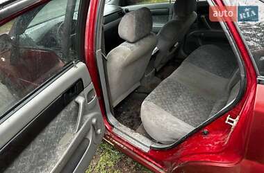 Седан Chevrolet Nubira 2004 в 