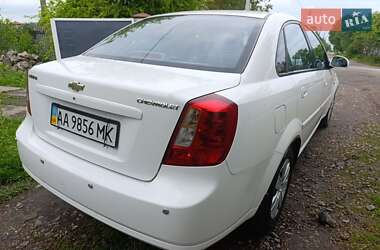 Седан Chevrolet Nubira 2004 в 
