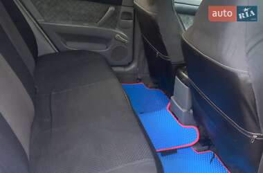 Седан Chevrolet Nubira 2004 в 