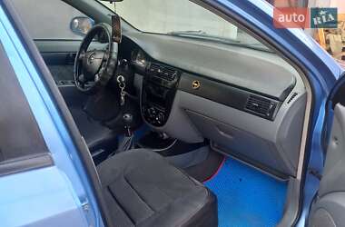 Седан Chevrolet Nubira 2004 в 