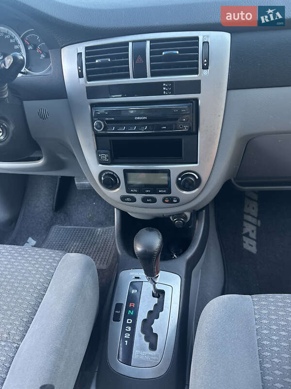 Седан Chevrolet Nubira 2004 в Одесі