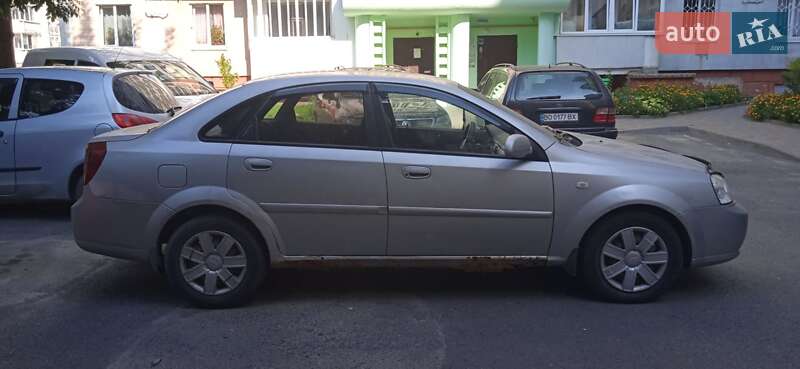 Седан Chevrolet Nubira 2004 в Тернополі