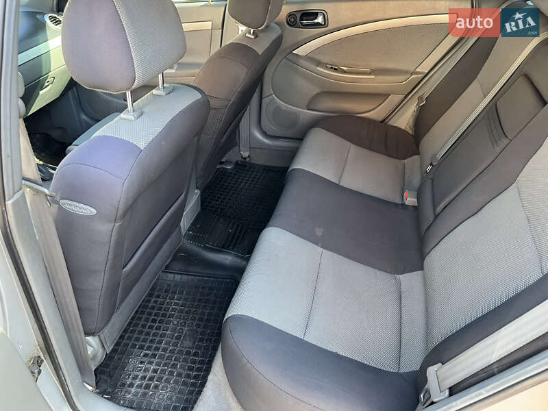 Універсал Chevrolet Nubira 2006 в Хмельницькому