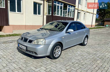 Седан Chevrolet Nubira 2004 в Ромнах