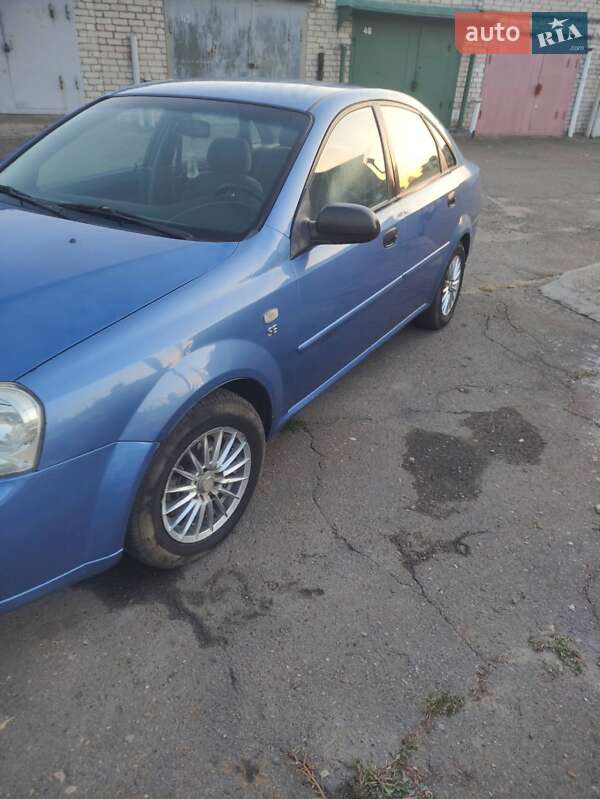 Седан Chevrolet Nubira 2004 в Миколаєві