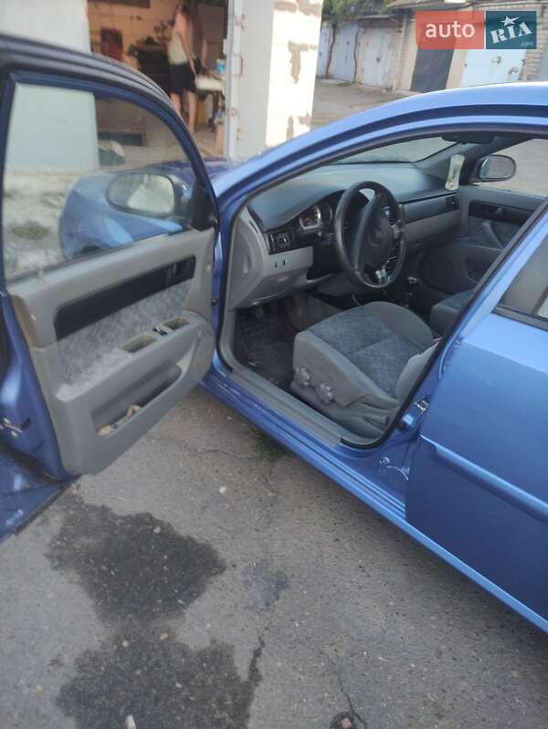 Седан Chevrolet Nubira 2004 в Миколаєві