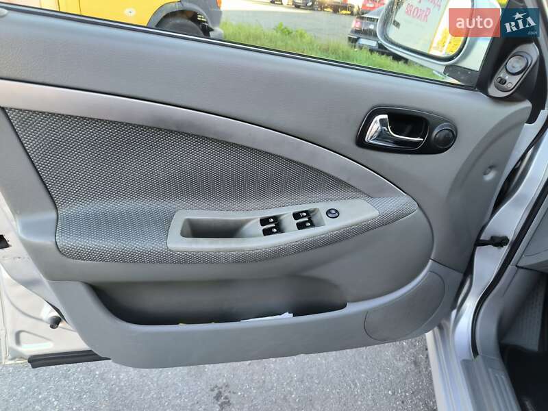 Универсал Chevrolet Nubira 2006 в Василькове