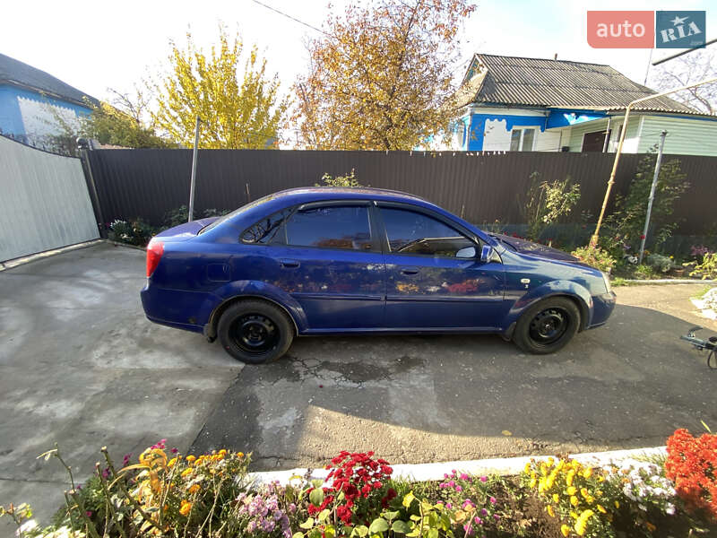 Седан Chevrolet Nubira 2004 в Жашківу