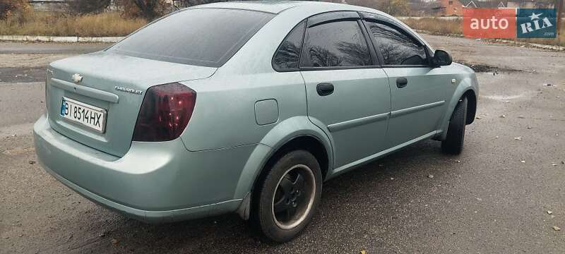 Седан Chevrolet Nubira 2004 в Лубнах