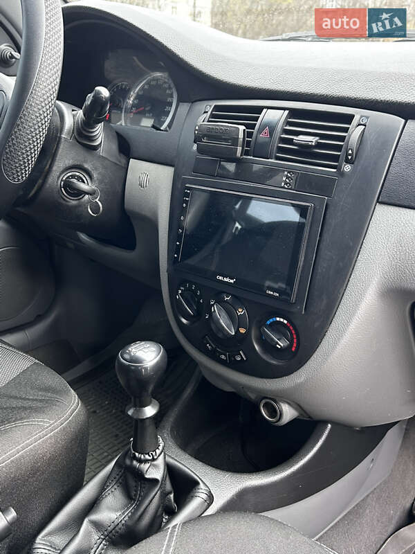 Седан Chevrolet Nubira 2004 в Запорожье