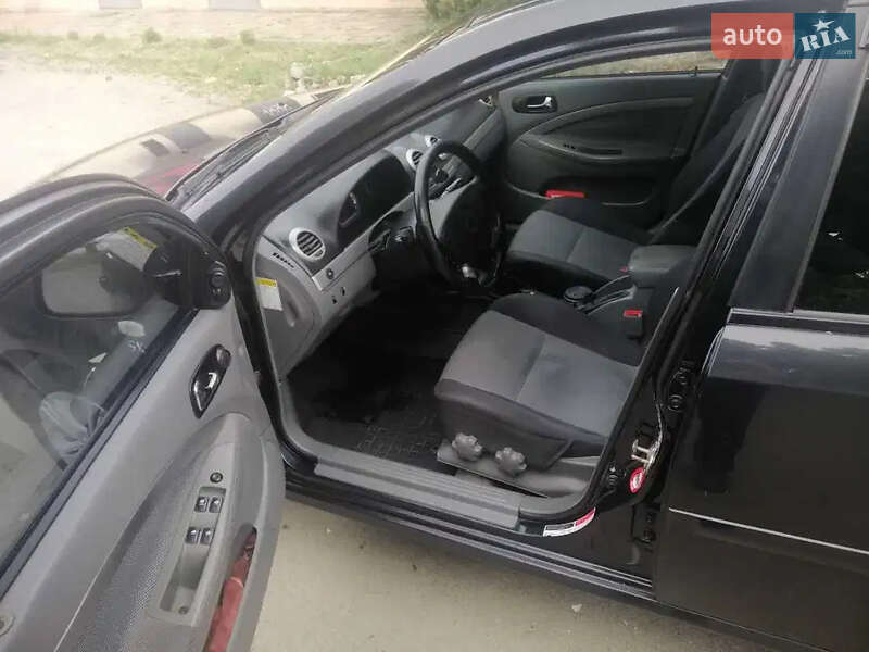 Универсал Chevrolet Nubira 2010 в Днепре