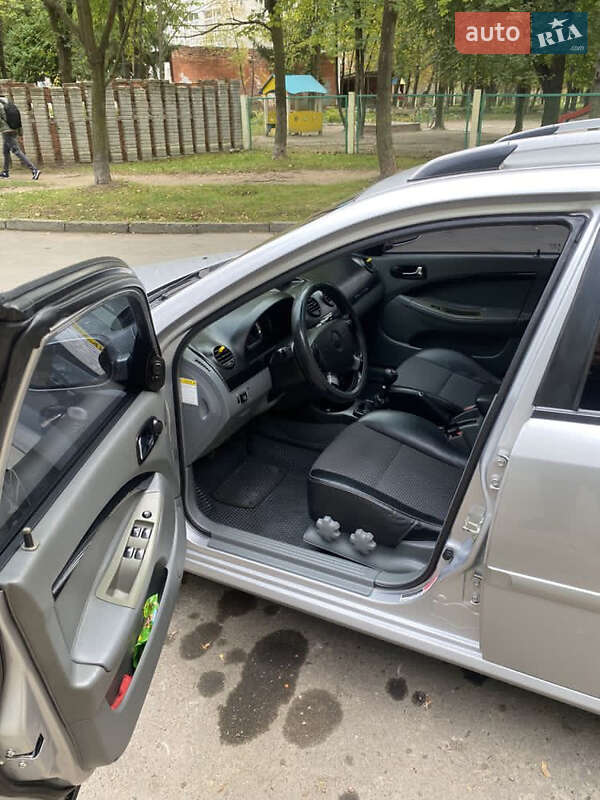 Универсал Chevrolet Nubira 2008 в Львове