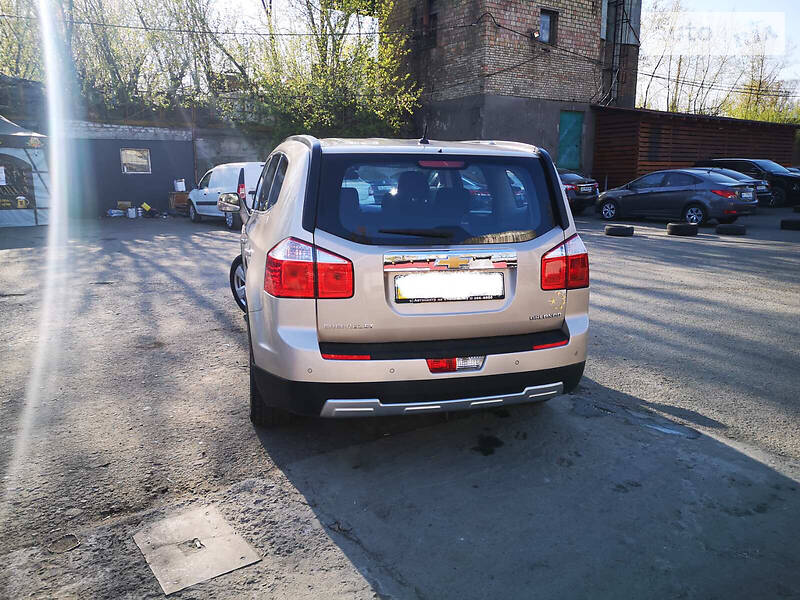 Універсал Chevrolet Orlando 2011 в Києві